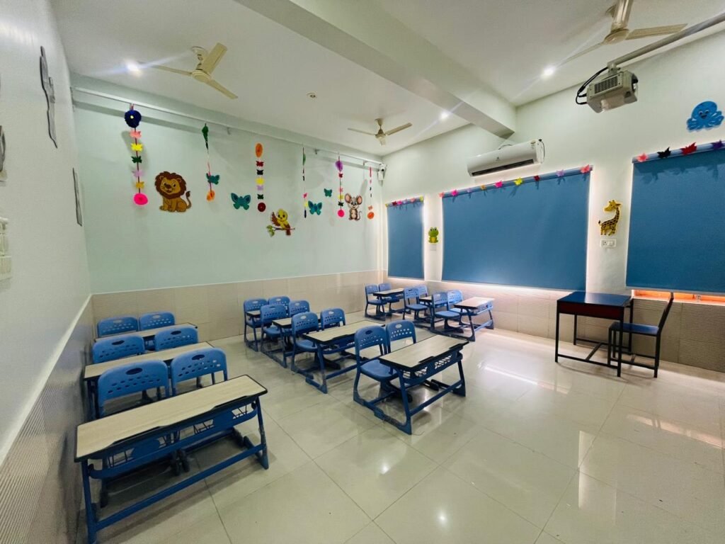 Air-conditioned smart classroom at Tagore Global School Bijainagar